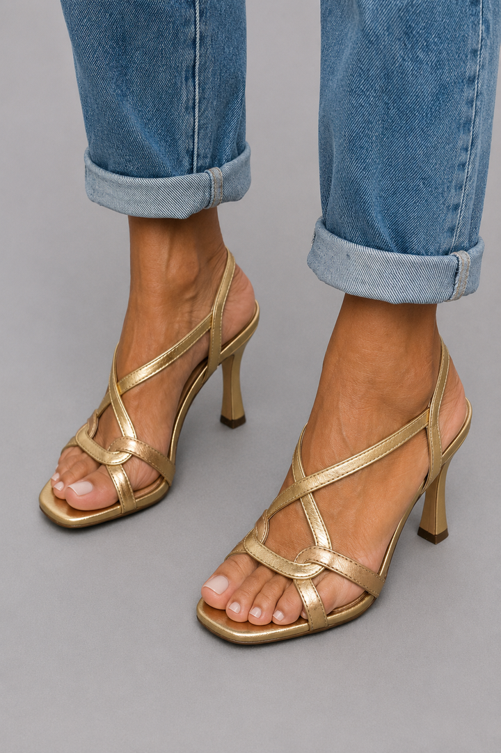 Elisabetta | Summer Gold Sandals with Charm