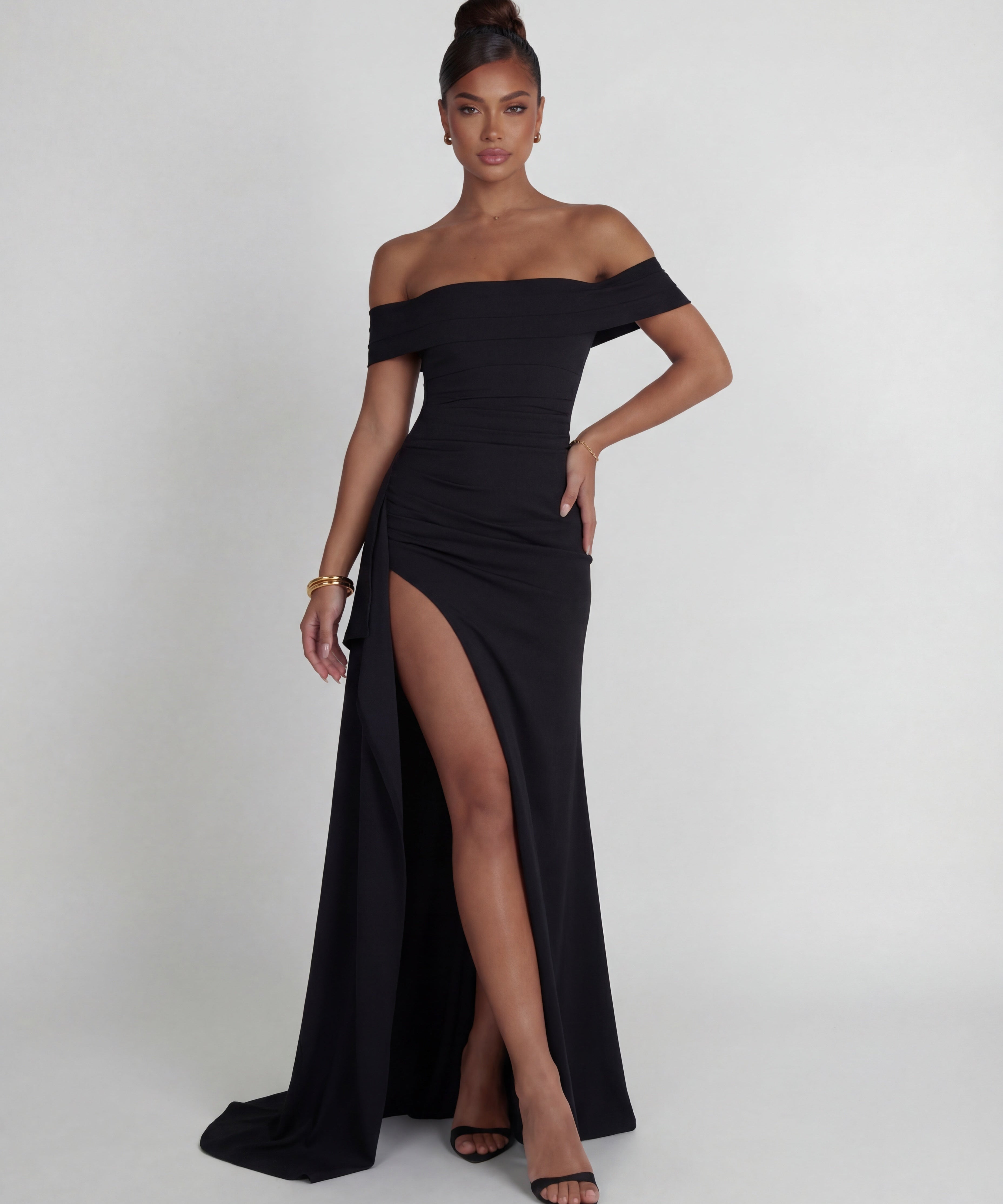 Belle | Bodycon Off-Shoulder Ruched Maxi Dress